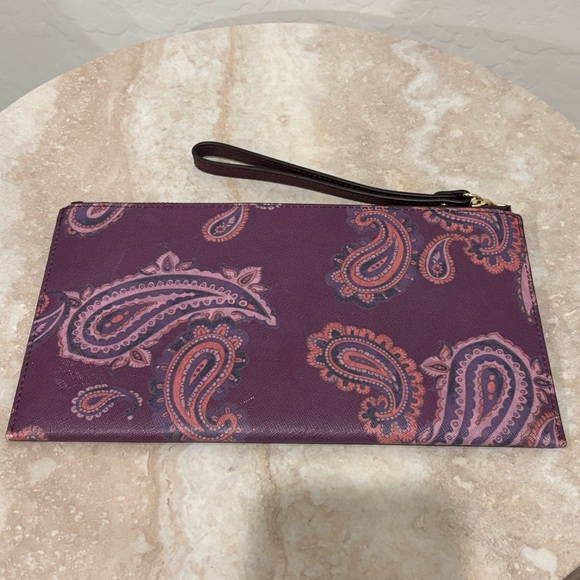 Michael Michael Kors paisley printed wristlet - Picture 5 of 10